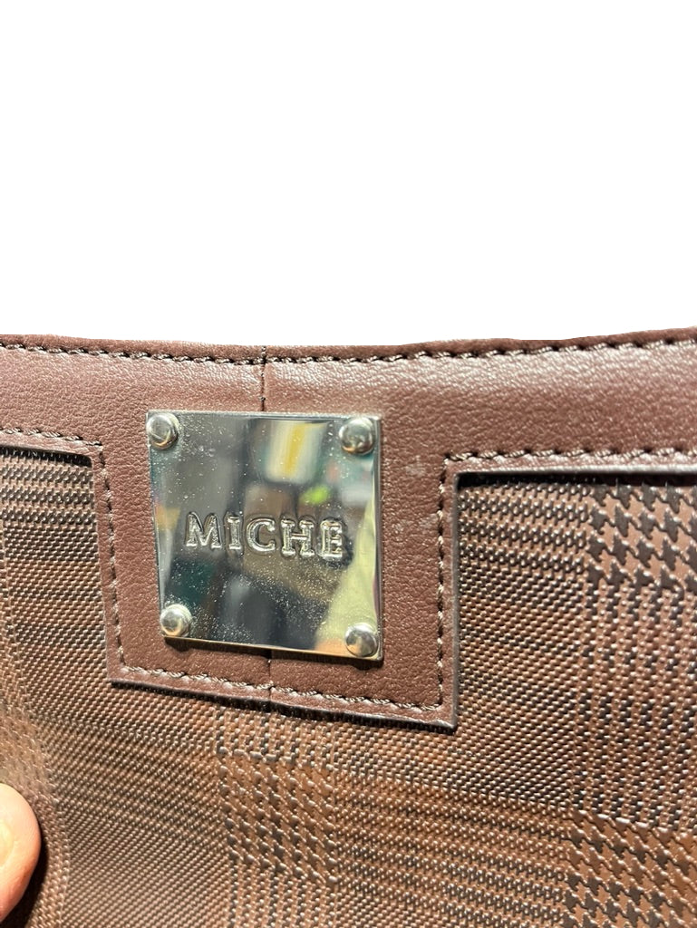 ONE OF A KIND BROOKS CLASSIC