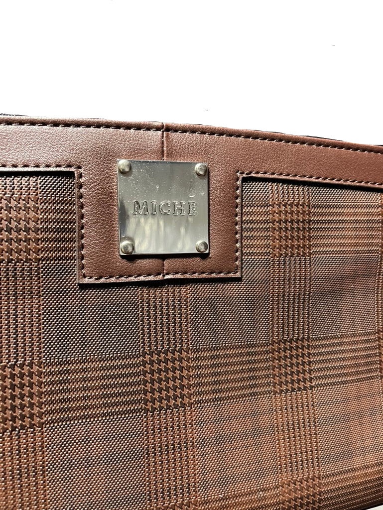 ONE OF A KIND BROOKS CLASSIC