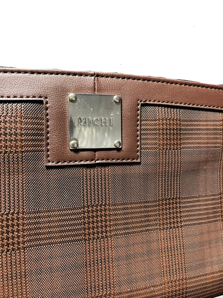ONE OF A KIND BROOKS CLASSIC
