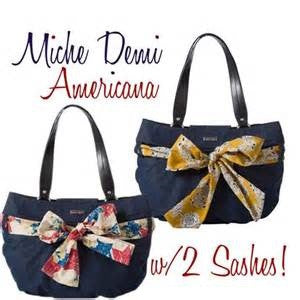 Americana Demi (11025275468)