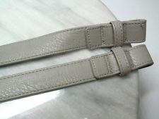 Grey Straps (7611844038)