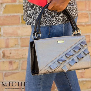 Cinthia Classic (10244055756)