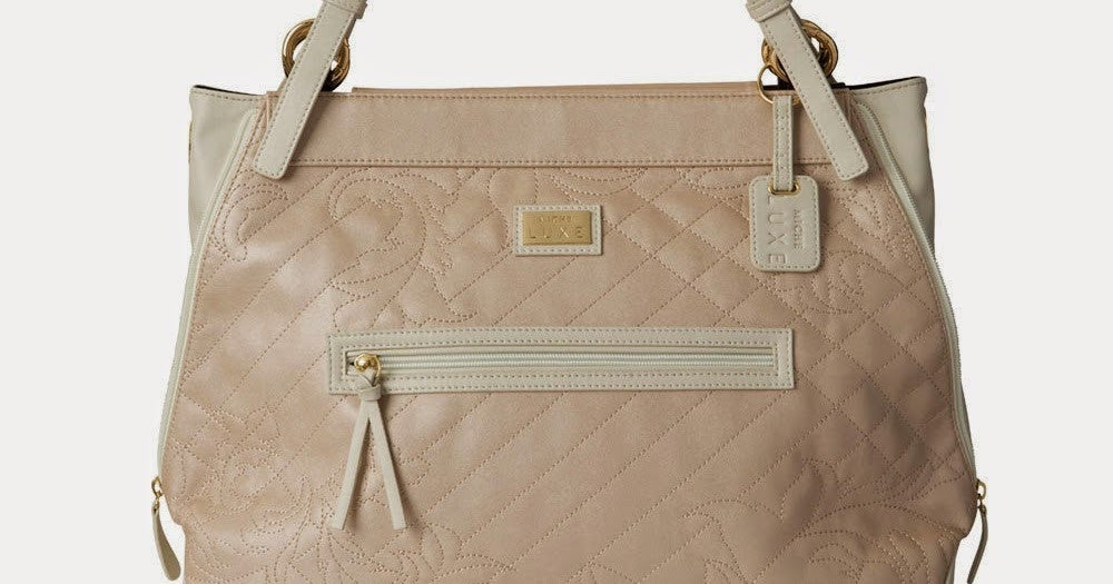 Versailles Luxe Prima (9798138700)